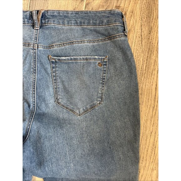 Jessica Simpson High Rise Forever Rolled Ankle Blue Jeans Women’s Size 16W - Picture 14 of 14
